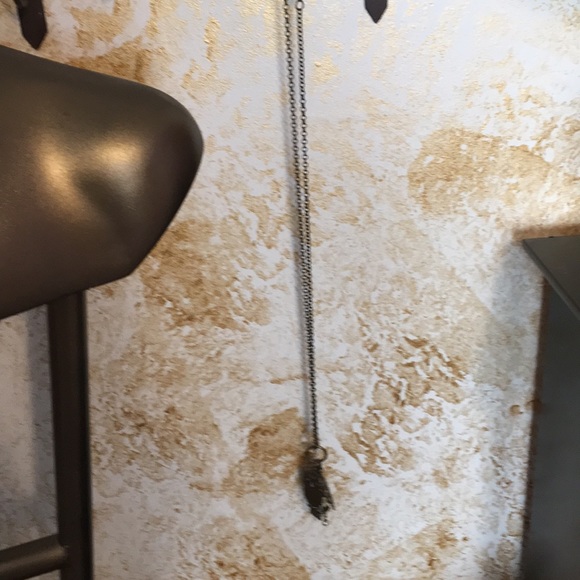 WOW!! Amazing Vintage Cluster Necklace! - Picture 2 of 2